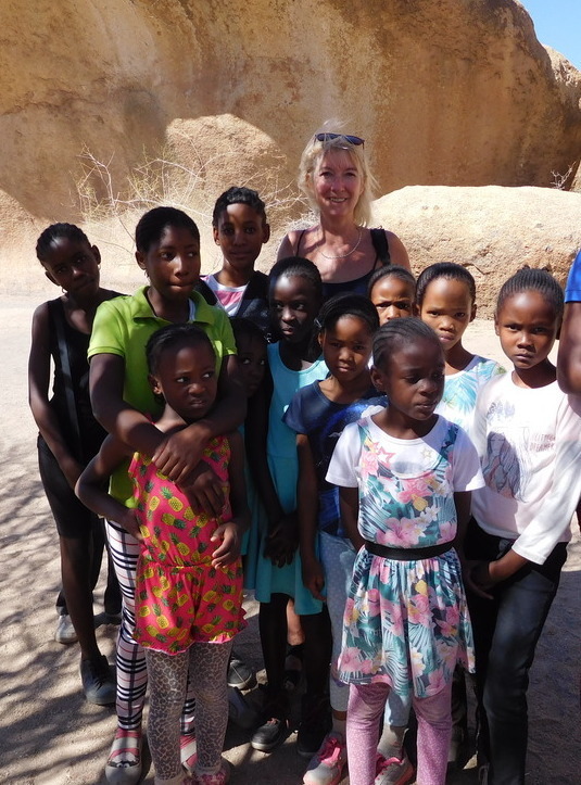 Siama Children Nambië en Lot of Happiness
